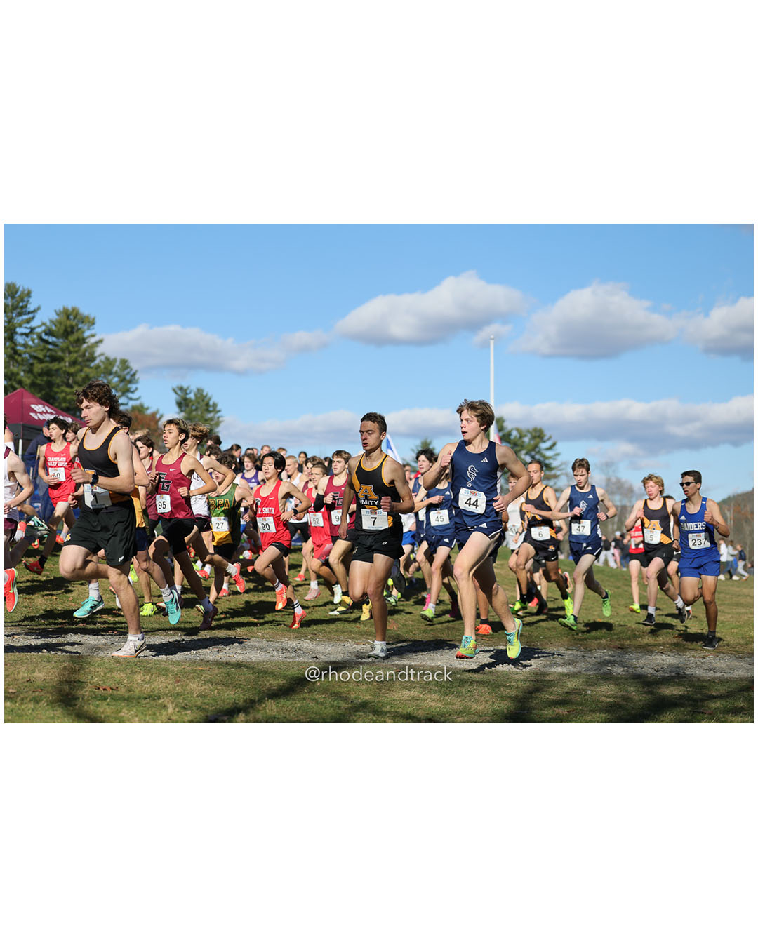 Corwyn Bennett, Burlington High School, P235, 19:34.90 - New England Cross Country State Championship - Thetford Vt - November 8, 2025 File: ./dir-2-Boys-Championship/251108-2025-New England-Cross-Country-Championships-Thetford-VT-440-296A7764.jpg Corwyn Bennett, Burlington High School, P235, 19:34.90 - New England Cross Country State Championship - Thetford Vt - November 8, 2025 – 20…